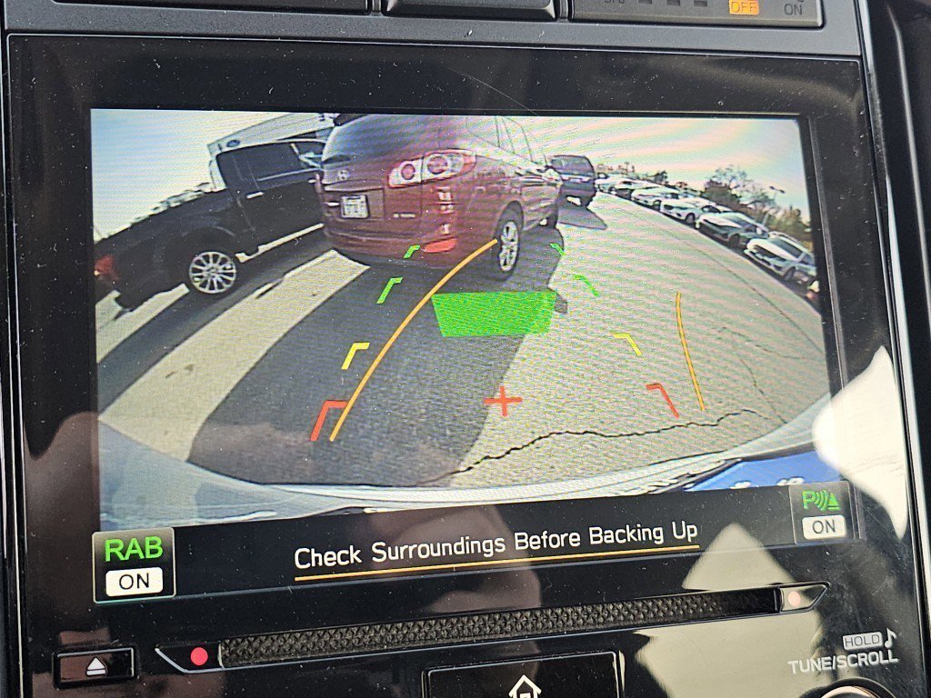 Used 2021 Subaru Ascent Premium w/ Convenience Package image 14