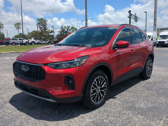 Certified 2025 Ford Escape SE w/ PHEV Premium Package FWD image 9