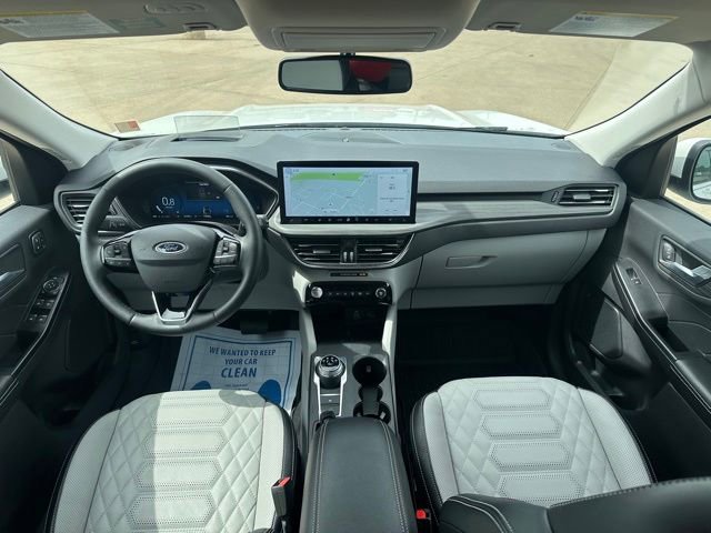 Certified 2024 Ford Escape Platinum w/ Premium Technology Package AWD/4WD image 15