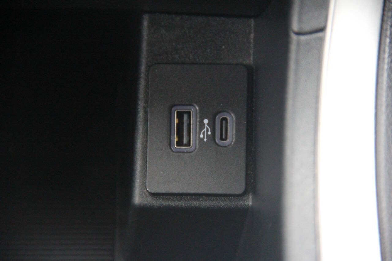 Certified 2024 Ford Edge SEL AWD/4WD image 22