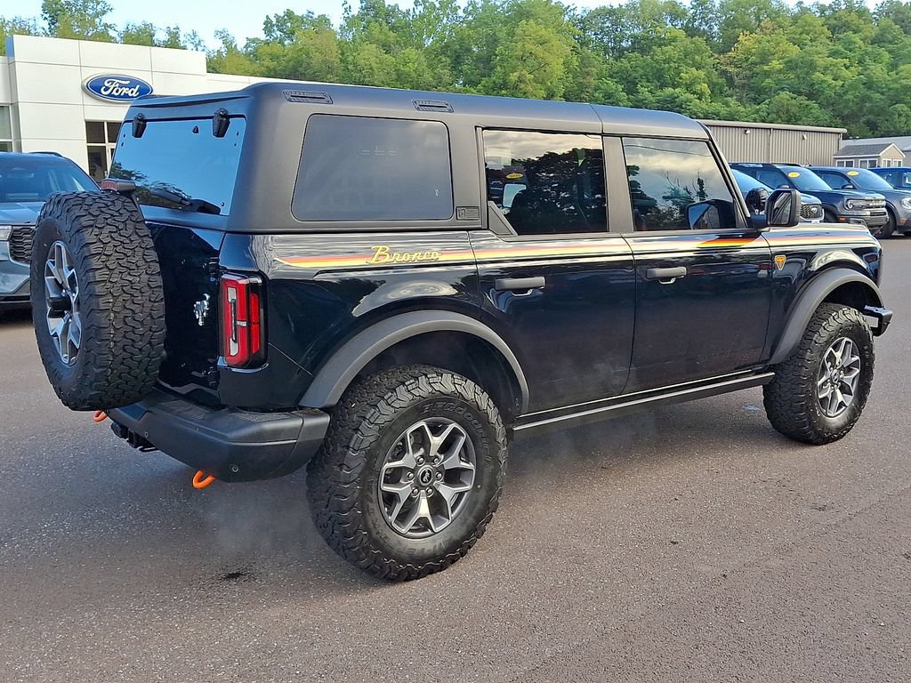 Certified 2024 Ford Bronco Badlands AWD/4WD image 11