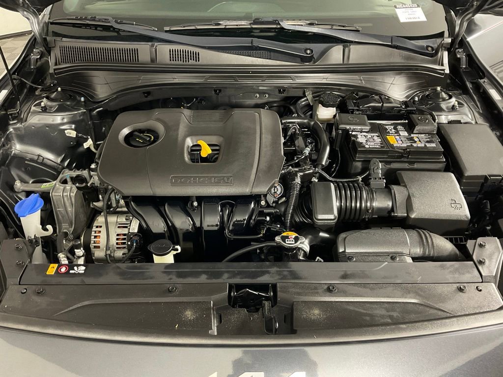 Used 2022 Kia Forte GT-Line w/ GT-Line Premium Package FWD image 9
