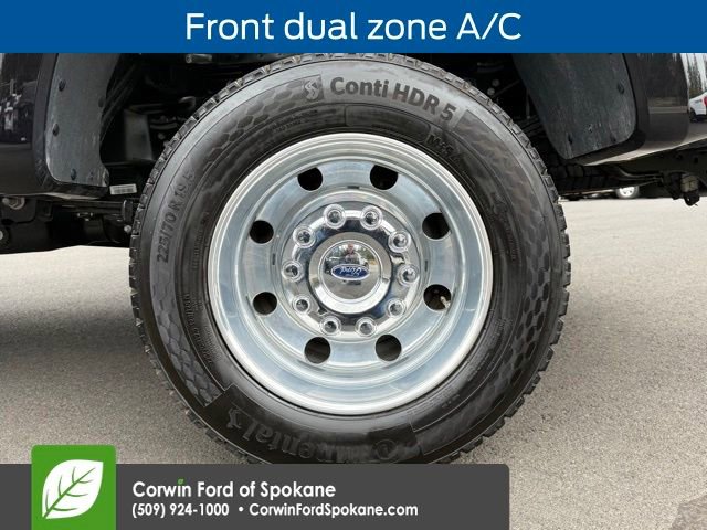 Certified 2026 Ford F450 Platinum AWD/4WD image 9