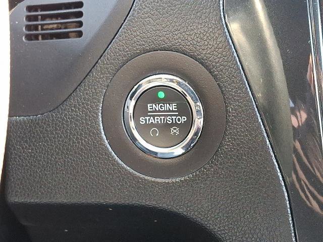 Certified 2018 Ford Explorer XLT w/ Equipment Group 202A image 22