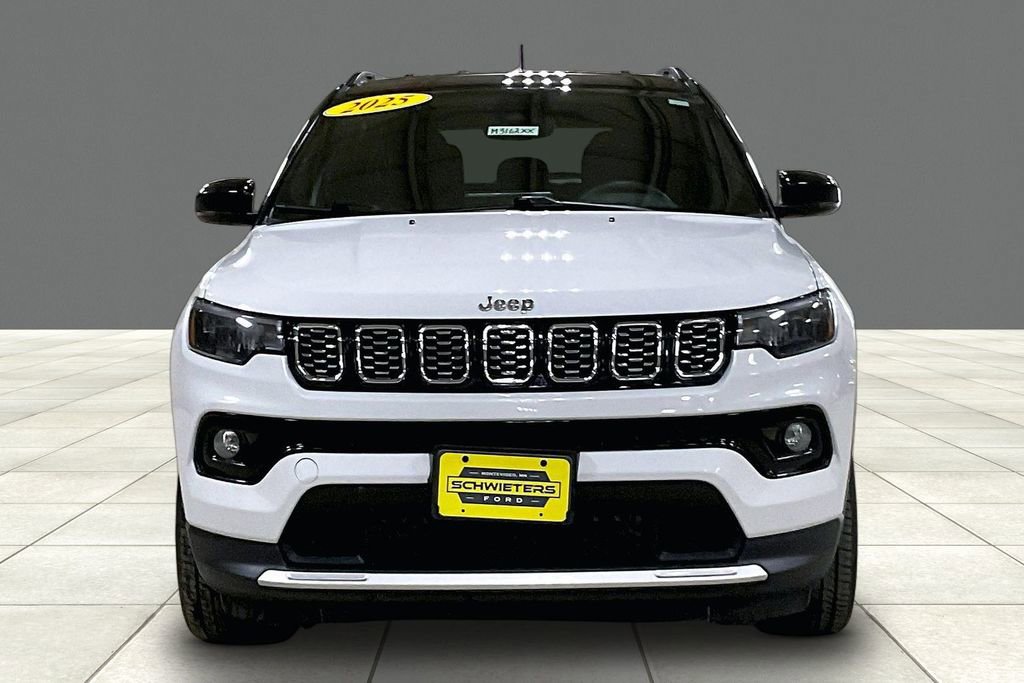 Used 2025 Jeep Compass Limited AWD/4WD image 3