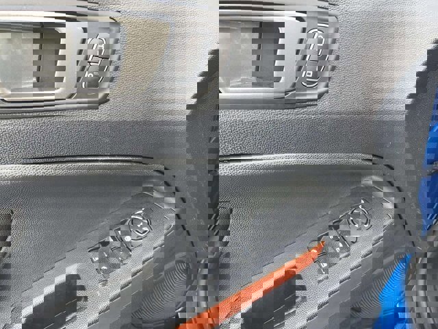 Certified 2021 Ford EcoSport SE w/ SE Appearance Package image 12