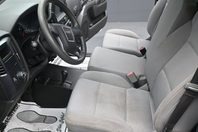 Used 2018 GMC Sierra 1500 4x4 Regular Cab w/ Sierra Convenience Package image 5