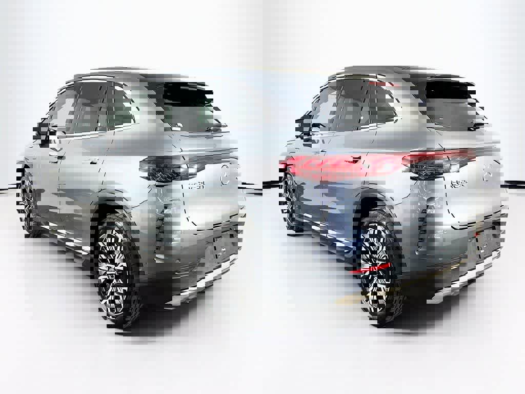 Used 2023 Mercedes-Benz EQE 350+ 4MATIC SUV image 3