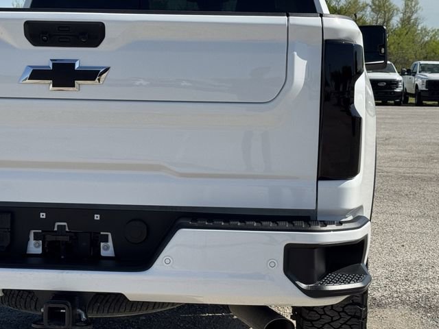 Used 2024 Chevrolet Silverado 2500 LTZ w/ LTZ Plus Package image 6