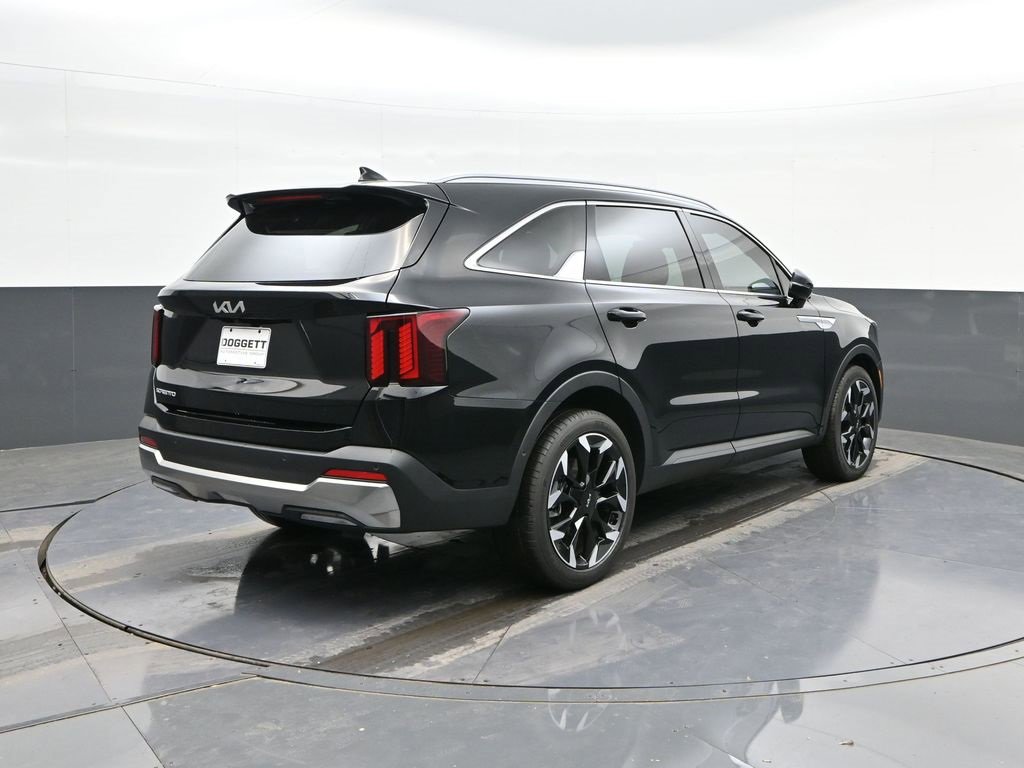 Used 2025 Kia Sorento SX image 11