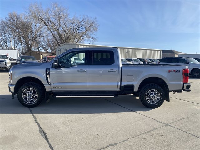 Certified 2023 Ford F350 Lariat AWD/4WD image 2