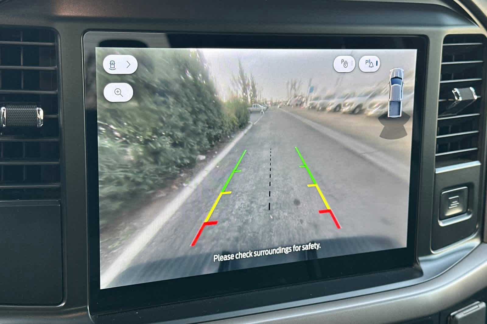 Certified 2025 Ford F150 XLT w/ Equipment Group 301A Standard image 19