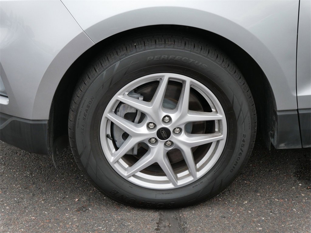 Certified 2023 Ford Edge SEL image 9