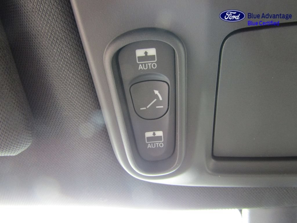 Used 2025 Chrysler Pacifica Limited FWD image 40