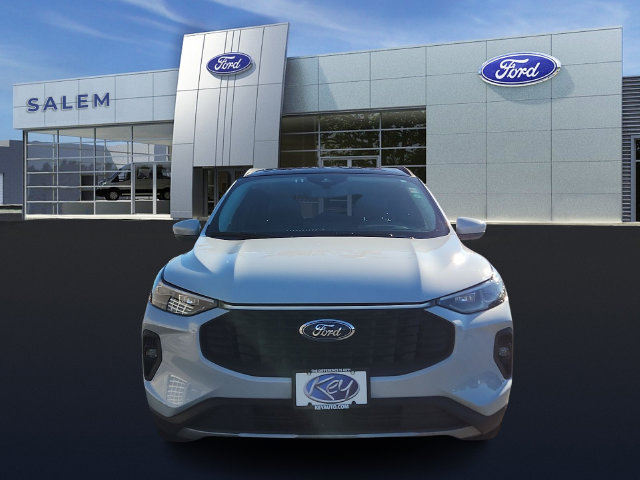 Certified 2025 Ford Escape Platinum AWD/4WD image 7