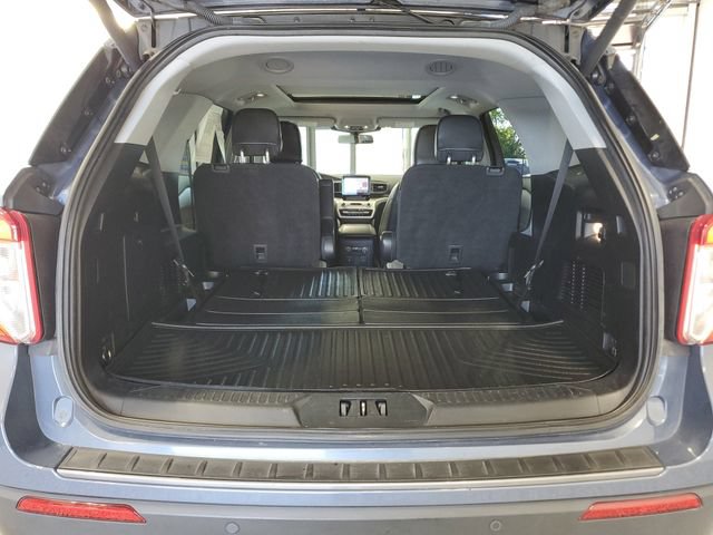 Certified 2021 Ford Explorer XLT w/ Equipment Group 202A AWD/4WD image 6