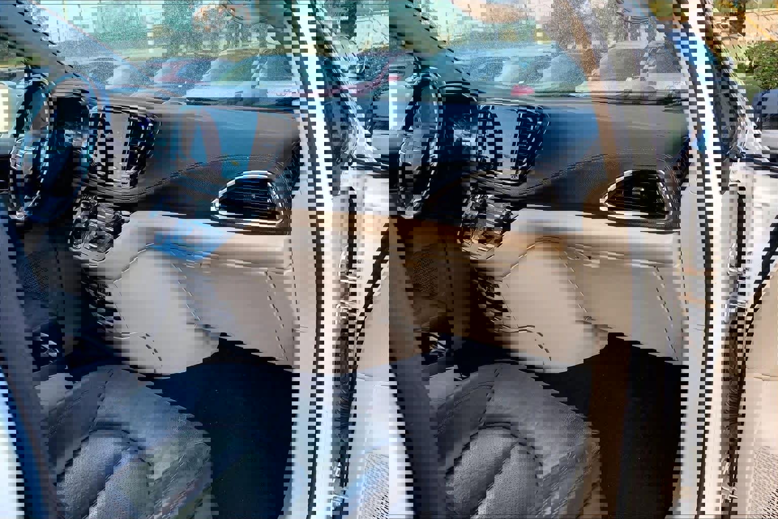 Used 2021 Chrysler Pacifica Touring-L image 23