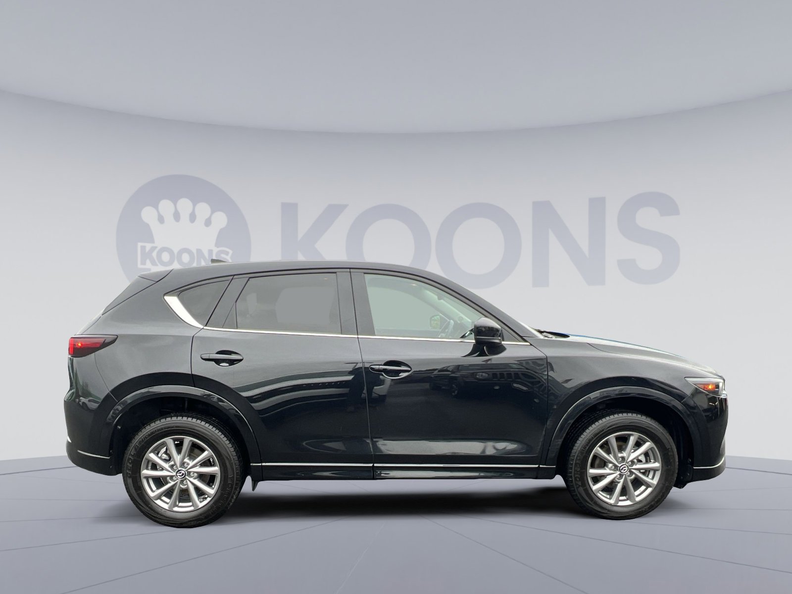 Used 2025 MAZDA CX-5 AWD 2.5 S w/ Preferred Package image 17