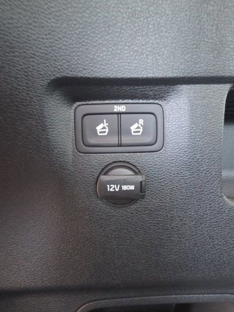 Used 2023 Kia Telluride EX w/ EX Captain's Chair Package image 14