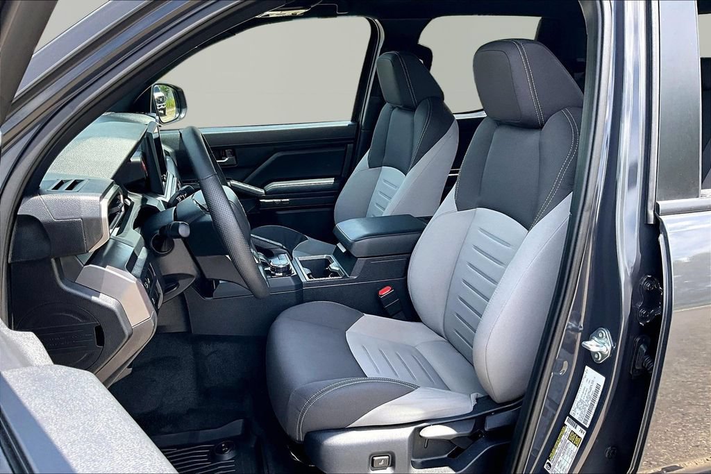 Used 2025 Toyota Tacoma TRD Sport AWD/4WD image 26