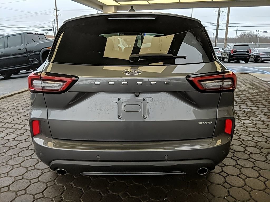 Certified 2024 Ford Escape ST-Line w/ Tech Pack #1 image 6