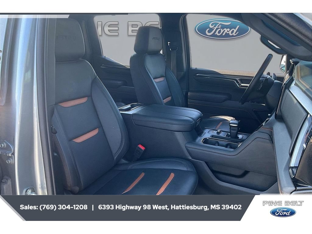 Used 2024 GMC Sierra 1500 AT4 w/ Technology Package AWD/4WD image 6