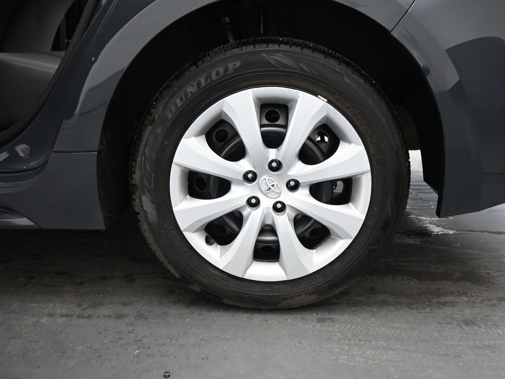 Used 2024 Toyota Corolla LE image 19