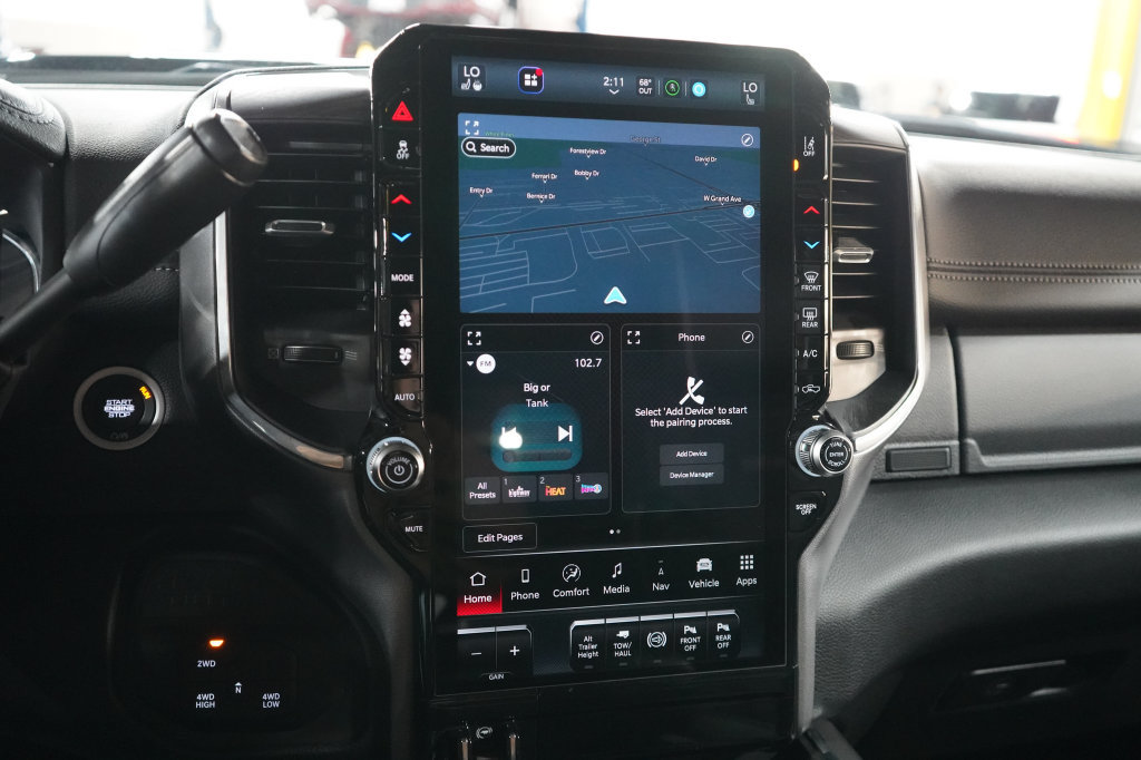 Used 2025 RAM 2500 Laramie AWD/4WD image 27
