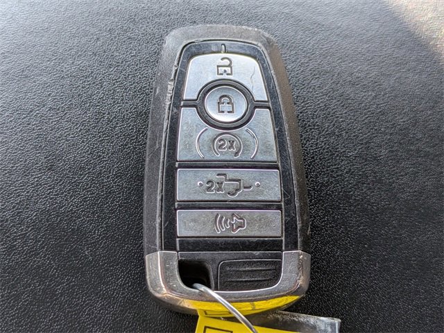 Certified 2018 Ford F450 Platinum w/ Platinum Ultimate Package image 30