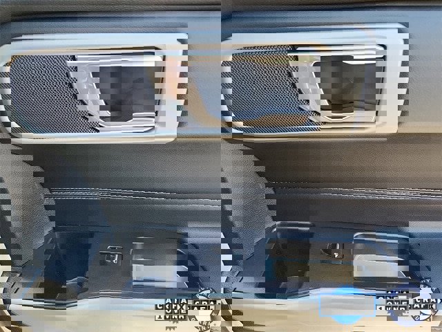 Certified 2022 Ford Explorer XLT w/ Equipment Group 202A image 35