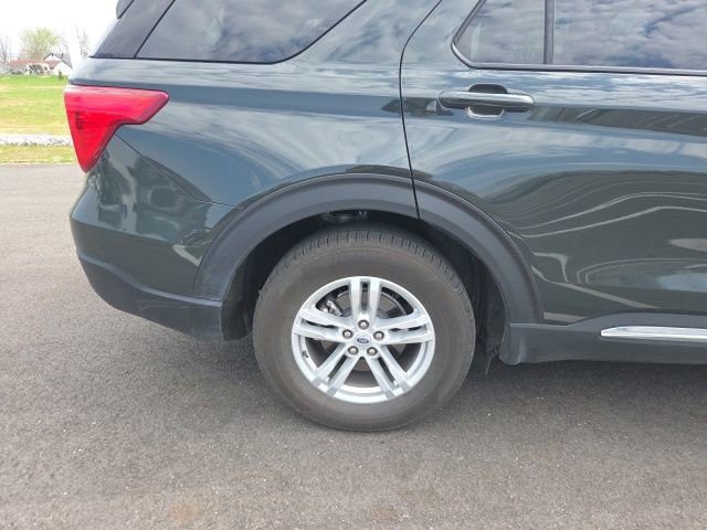 Certified 2023 Ford Explorer XLT image 7