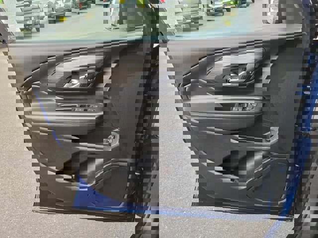 Used 2022 GMC Terrain SLE w/ Driver Convenience Package image 27