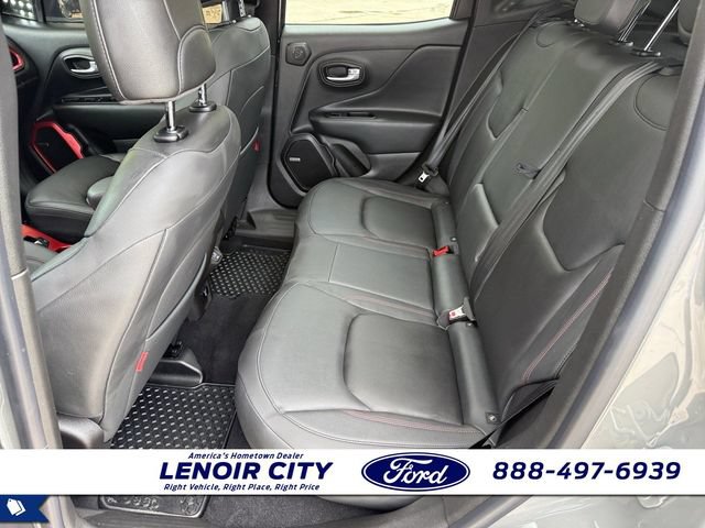 Used 2021 Jeep Renegade Trailhawk w/ Sun & Sound Group AWD/4WD image 11