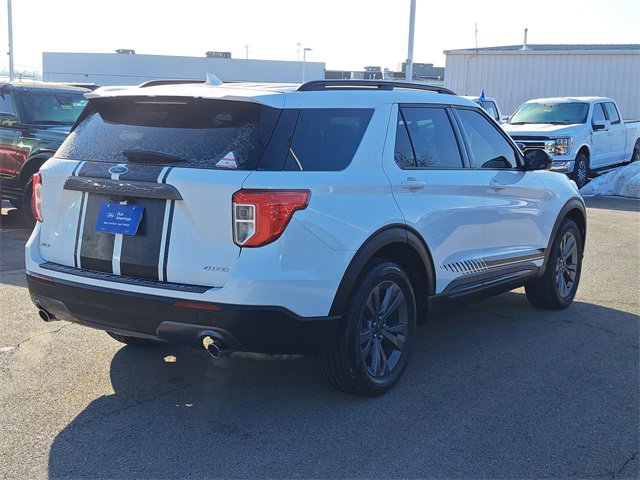 Certified 2022 Ford Explorer XLT w/ Equipment Group 202A image 5