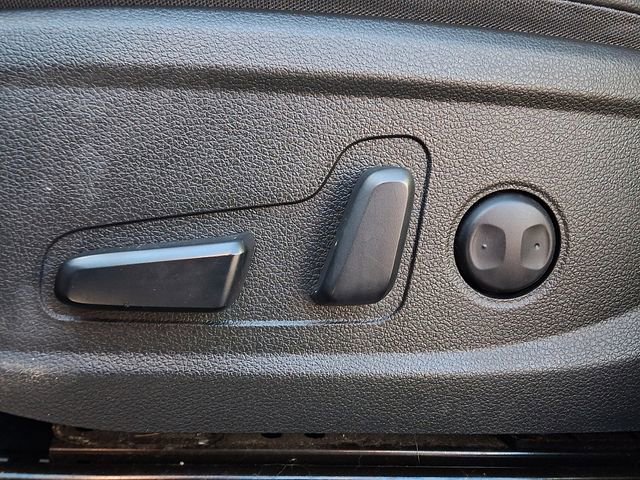 Used 2023 Hyundai Santa Fe SEL w/ Premium Package image 27