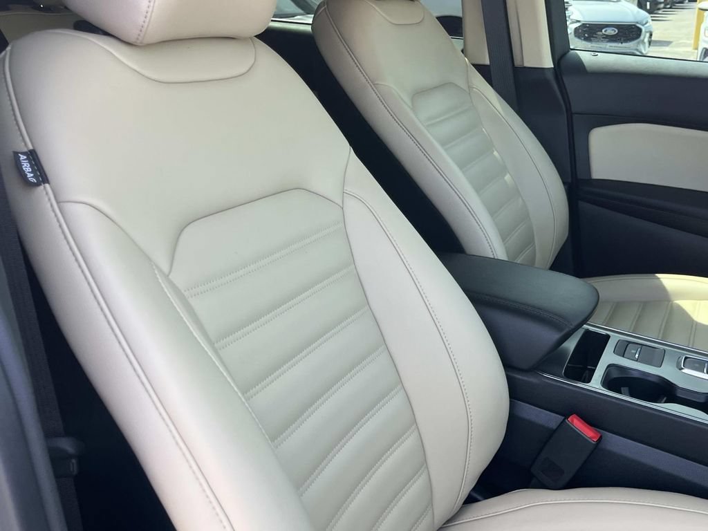 Certified 2022 Ford Edge SEL w/ Convenience Package AWD/4WD image 32