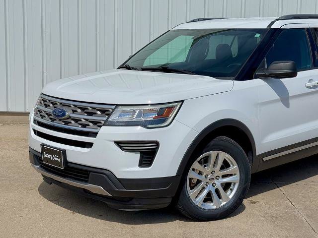 Certified 2018 Ford Explorer XLT AWD/4WD image 2