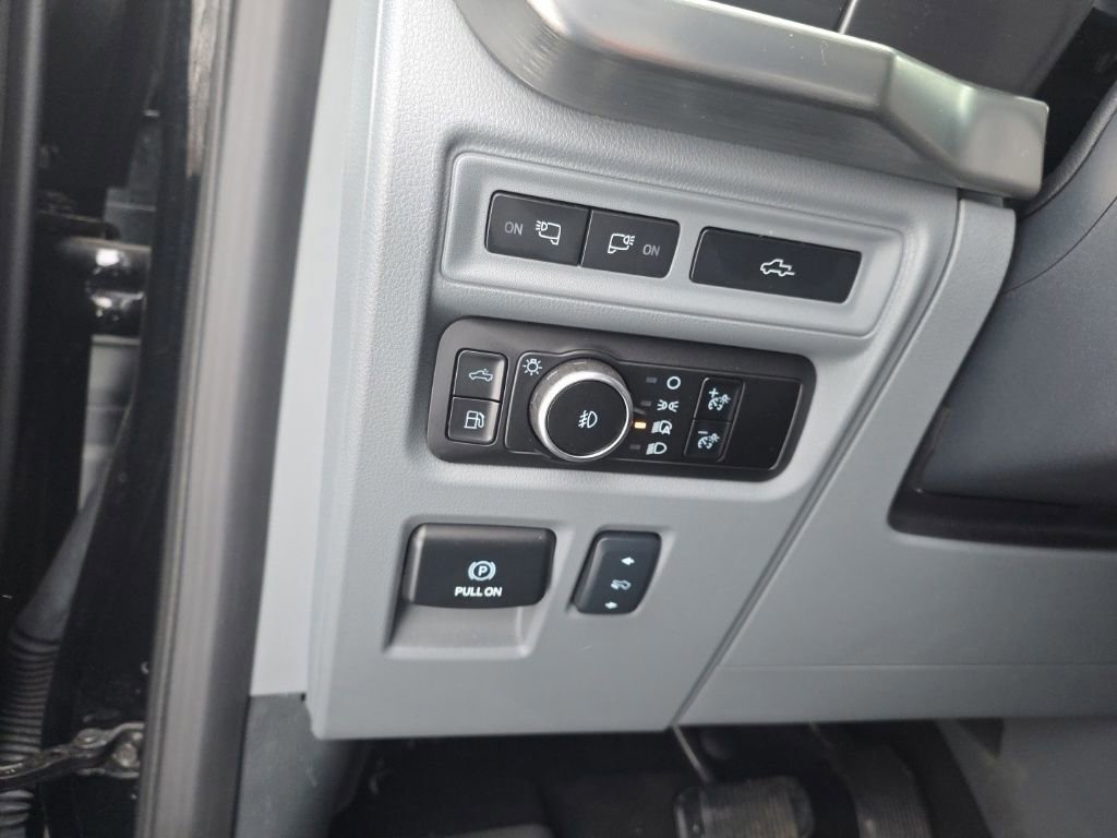 Certified 2023 Ford F150 Lariat w/ Equipment Group 502A High image 14