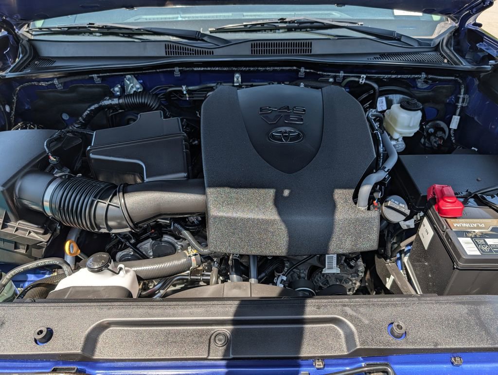 Used 2022 Toyota Tacoma SR5 AWD/4WD image 34