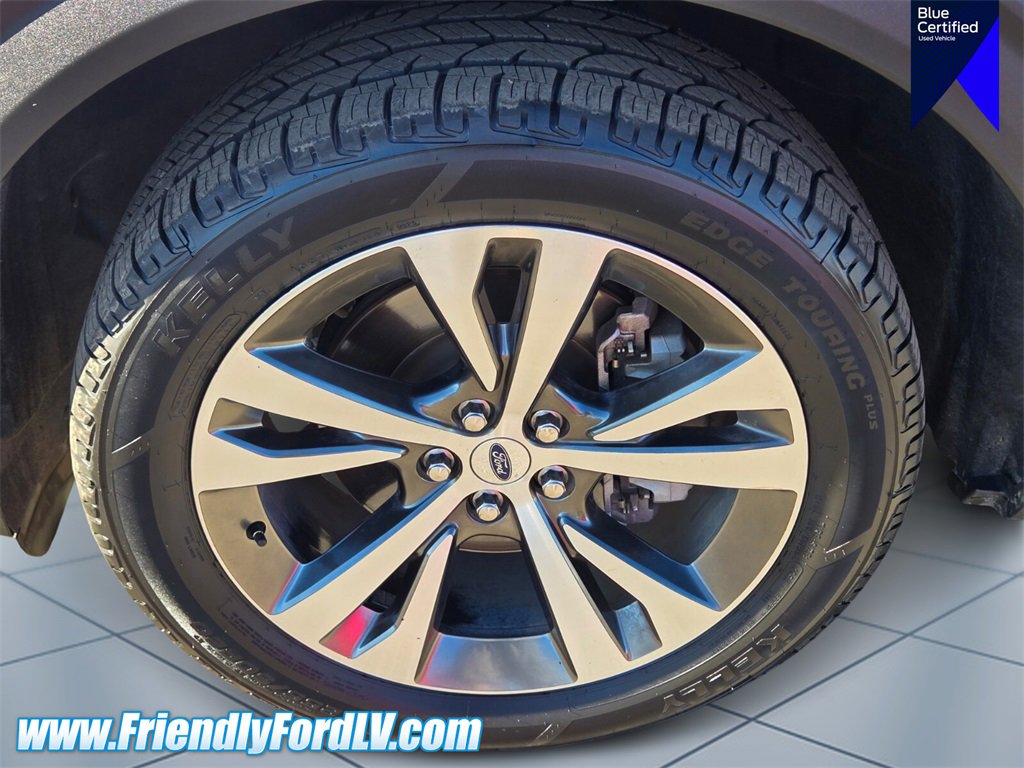 Certified 2020 Ford Explorer Platinum w/ Premium Technology Package image 9