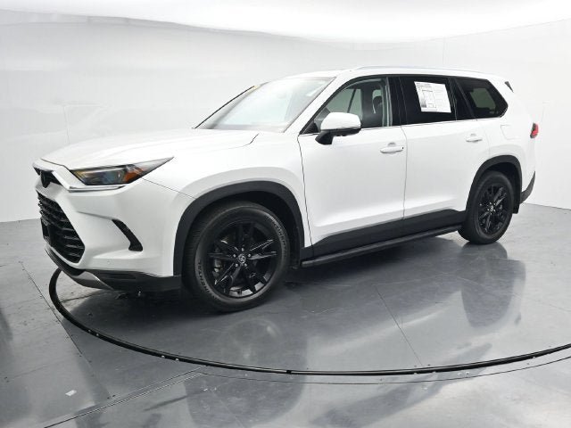 Used 2024 Toyota Grand Highlander AWD image 4