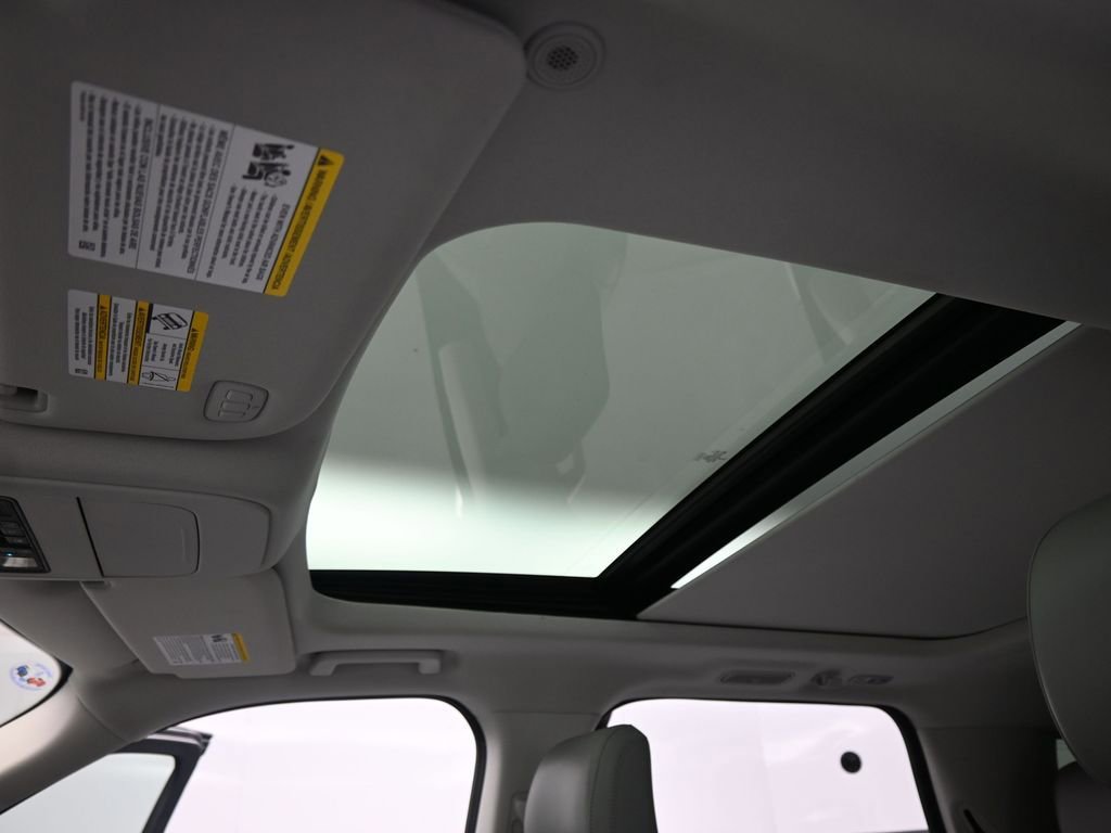 Certified 2025 Ford Expedition Max Active image 18