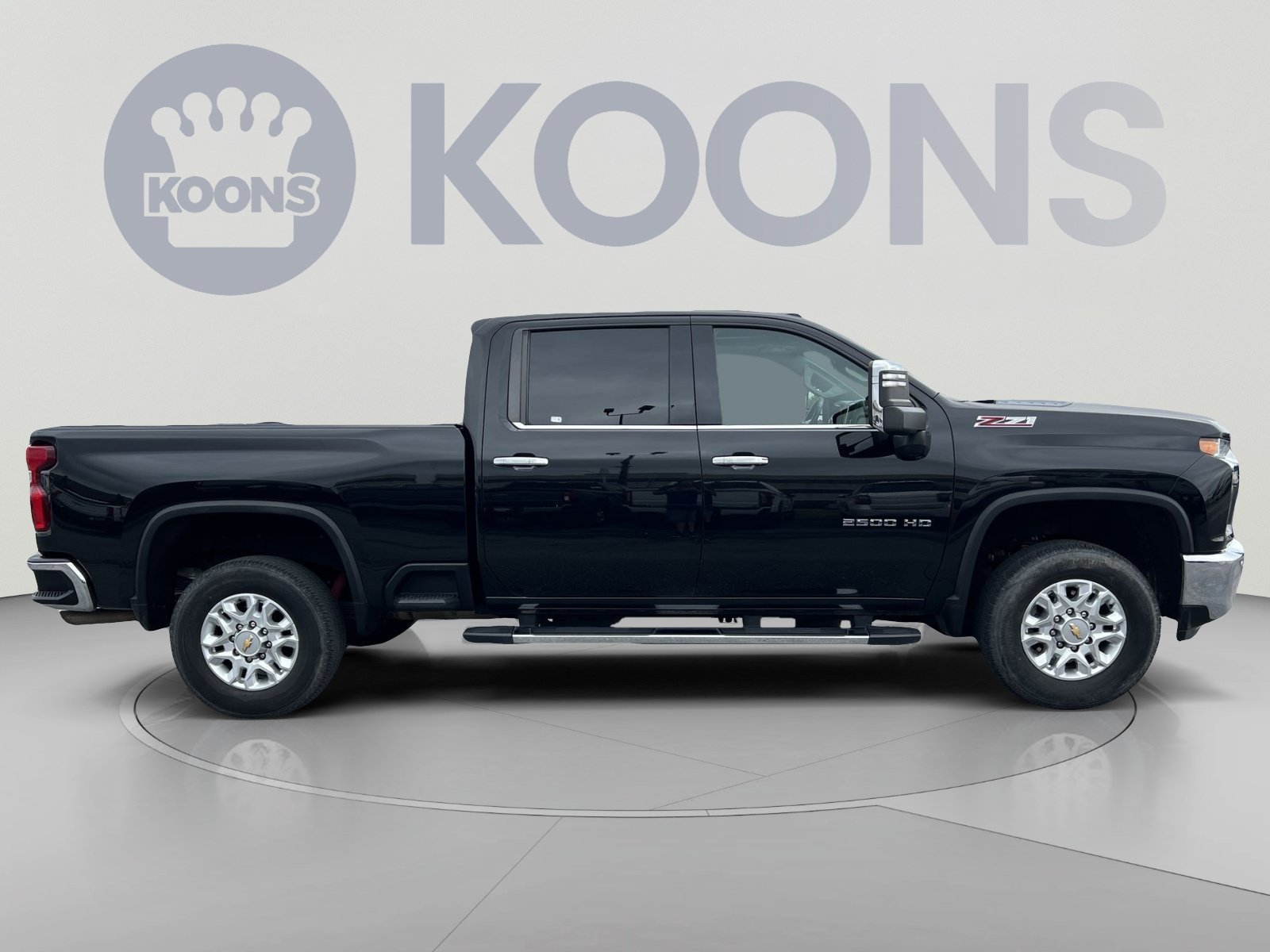 Used 2022 Chevrolet Silverado 2500 LTZ w/ LTZ Plus Package AWD/4WD image 8