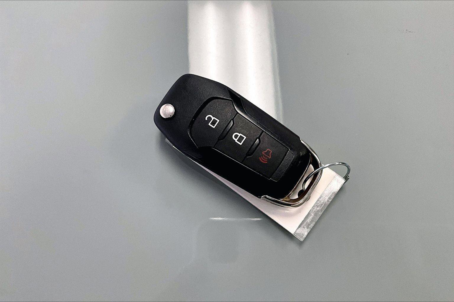 Certified 2024 Ford Maverick XL image 9