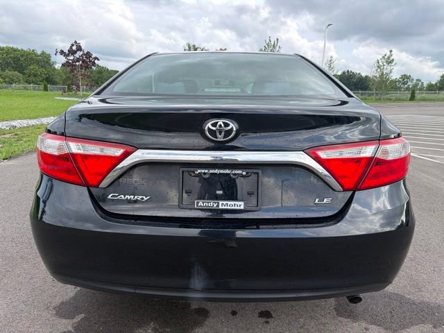 Used 2017 Toyota Camry LE FWD image 8