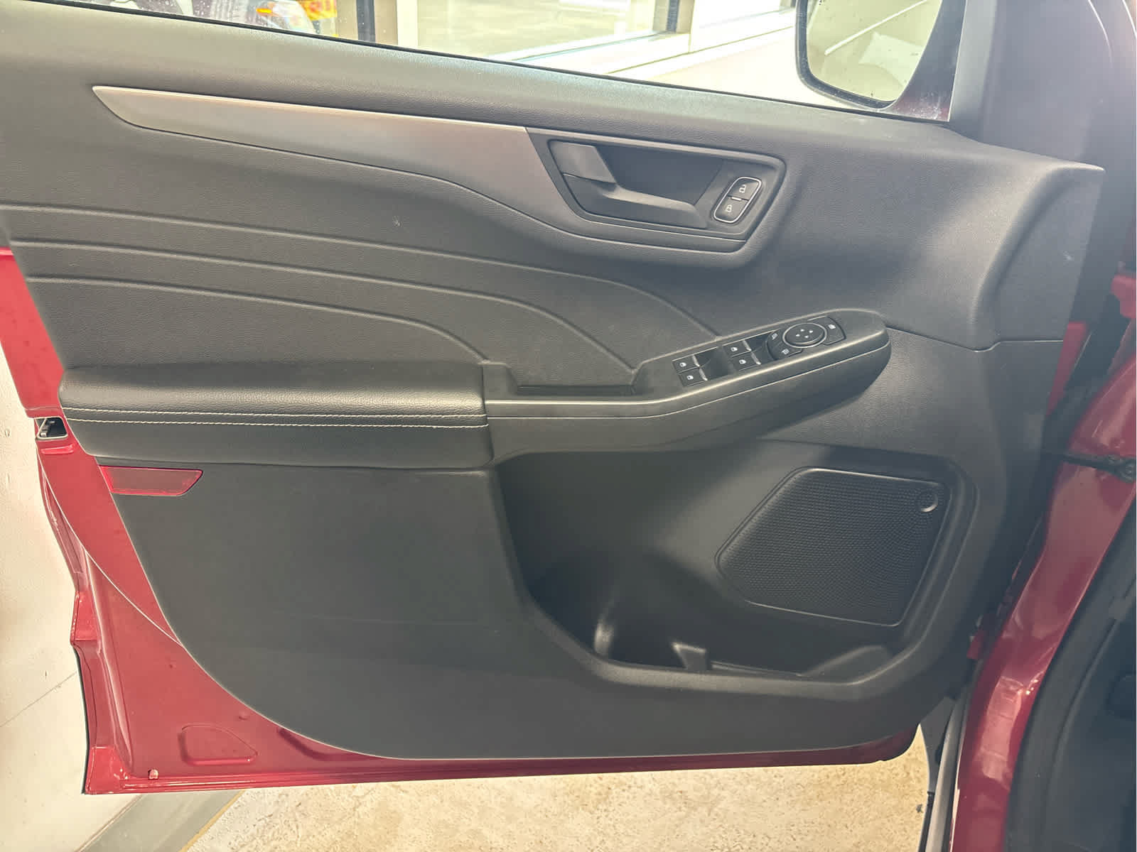 Certified 2023 Ford Escape Active AWD/4WD image 17