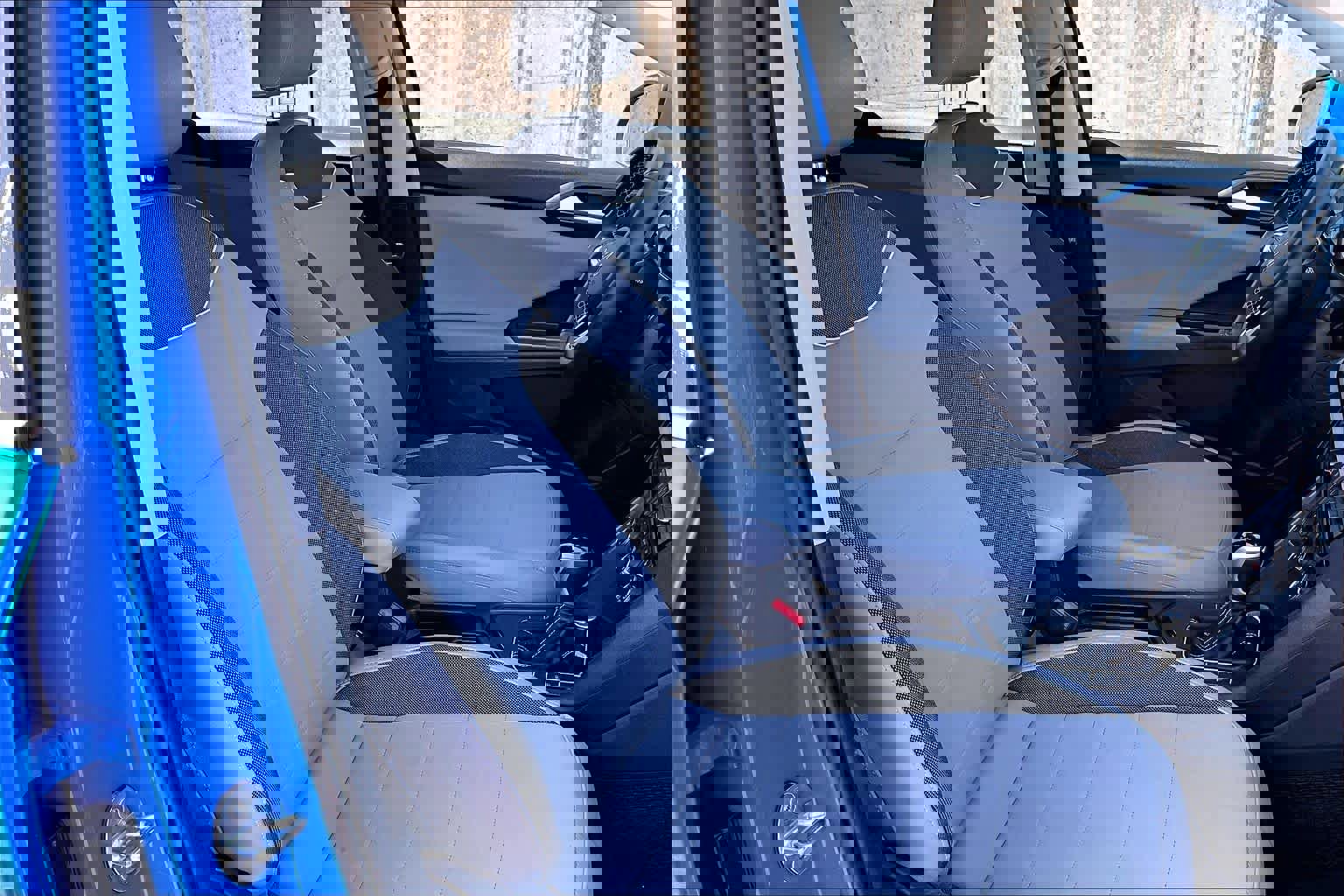 Used 2023 Volkswagen Taos SE image 12