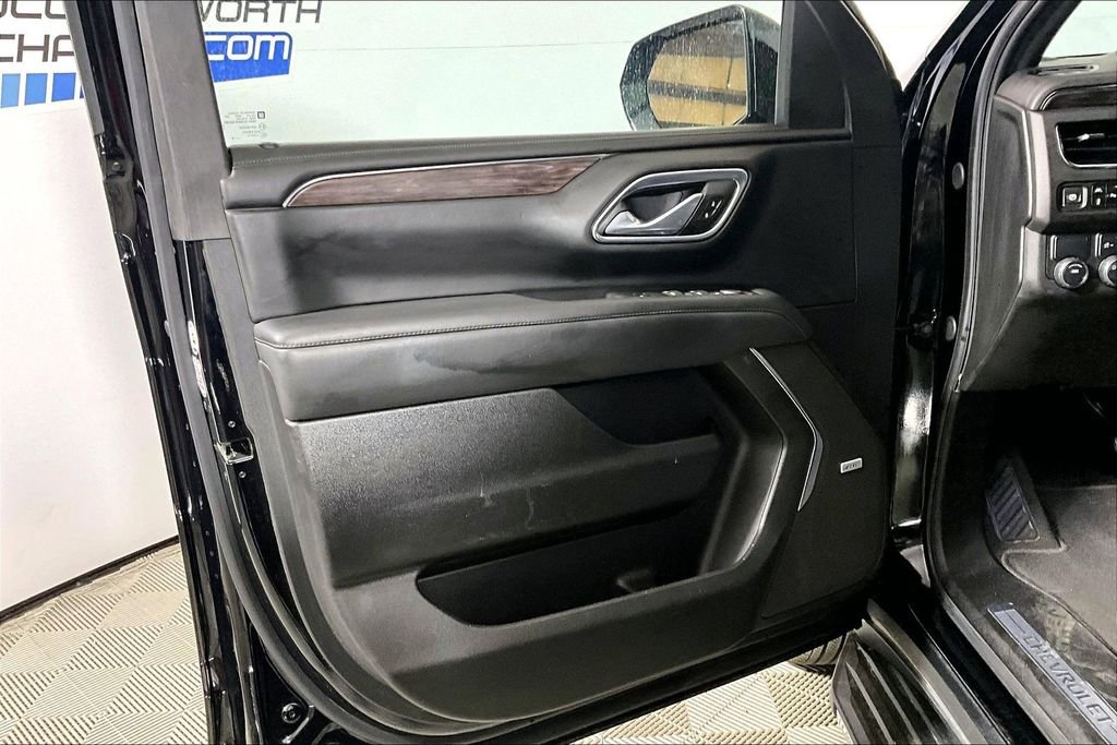 Used 2024 Chevrolet Tahoe LT image 18