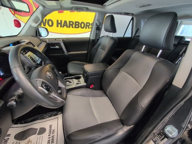 Used 2022 Toyota 4Runner SR5 Premium w/ Moonroof Package AWD/4WD image 11