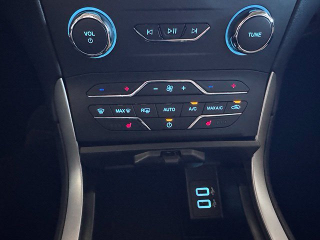 Certified 2020 Ford Edge SEL w/ Convenience Package FWD image 21